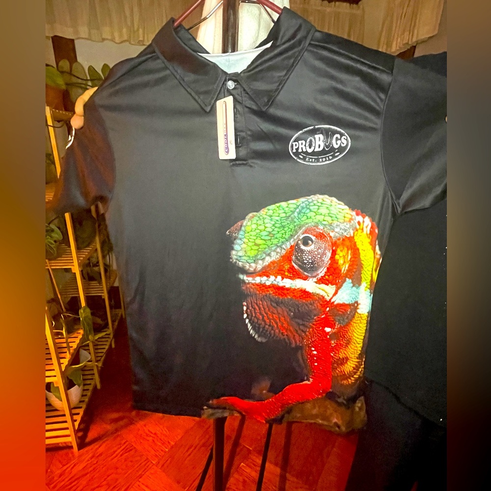 ProBugs Chameleon polo shirt in size XL
